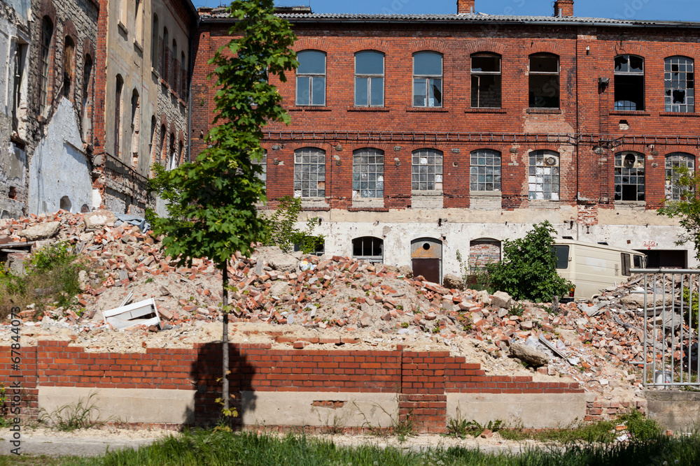 Abriss alter Industriegebäude in Quedlinburg