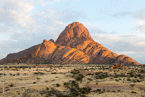 Massif de Spitzkoppe en Namibie © Yvann K