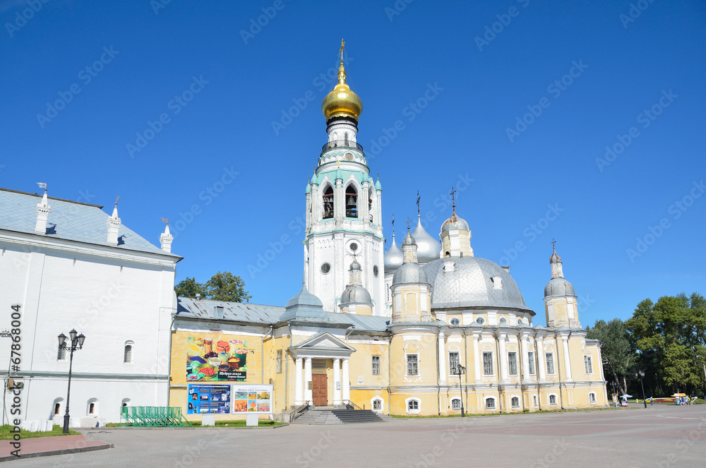 Кремлевская площадь в Вологде, Воскресенский собор и колокольня