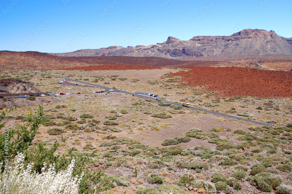 Pustynny krajobraz w parku narodowym teide, teneryfa w Hiszpanii - obrazy, fototapety, plakaty 