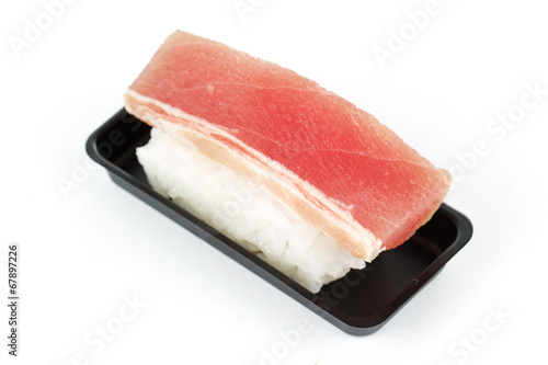 makuro (Tuna) sushi