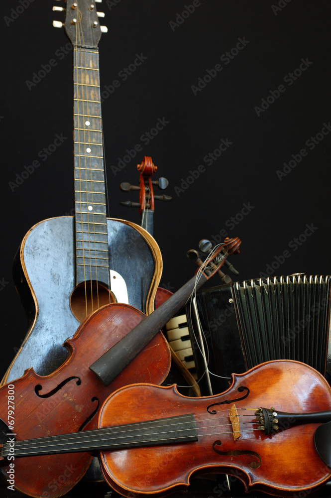 Obraz premium violin guitar and accordion still life 3