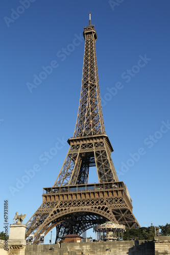 Eiffel Tower - 05 © Kartouchken