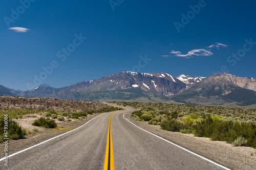 Highway in the desert © oldmn