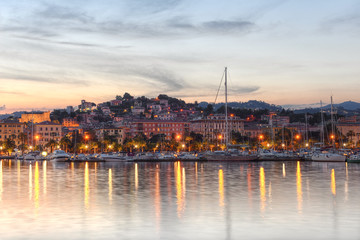 Papier peint photo Ligurie Port de La Spezia en Ligurie  © ctrif