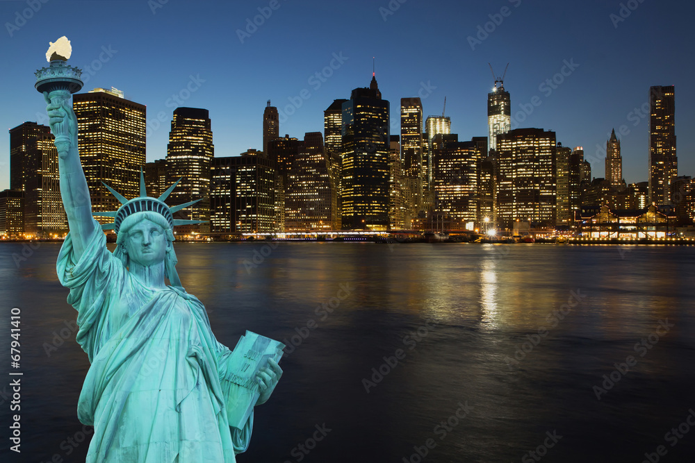 Obraz premium Dolny Manhattan z Lady Liberty