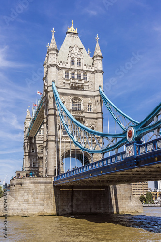 Tower Bridge  1886     1894  over Thames - iconic symbol of London