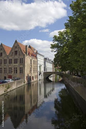 Canal in Bruges © Jan Kranendonk