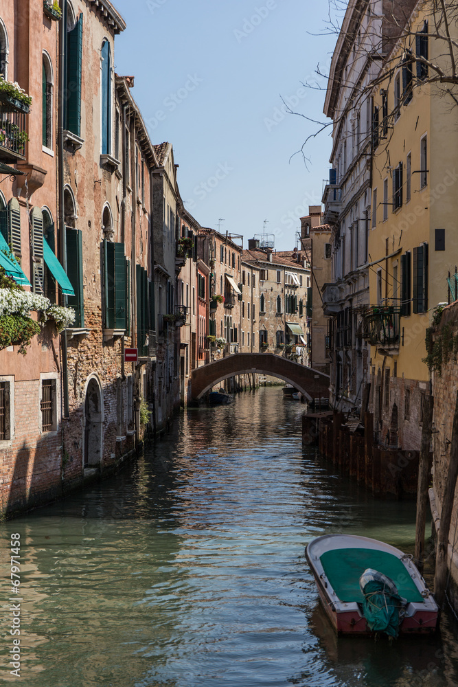Wasserkanal in Venedig