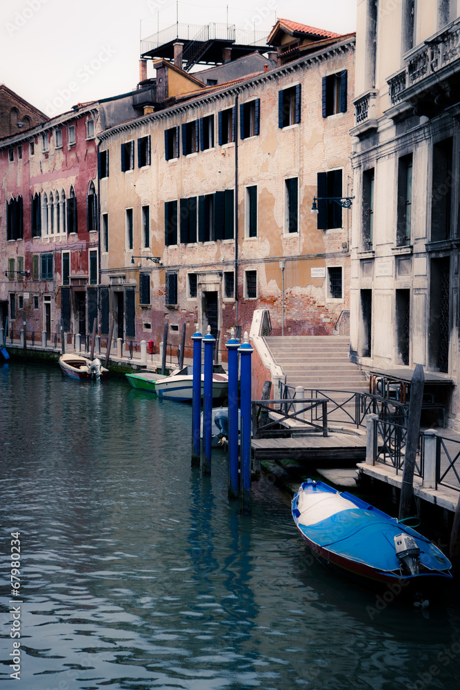 Obraz premium Small canal in Venice