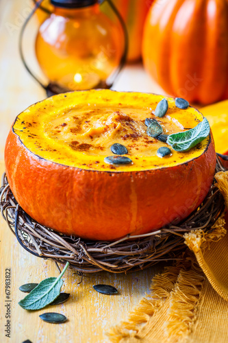 pumpkin soup with pumpkin seeds