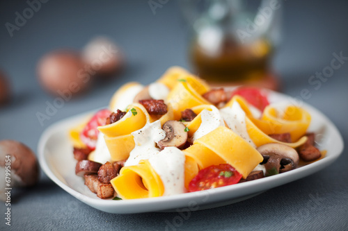 Bild auf Leinwand Traditional Italian pappardelle pasta