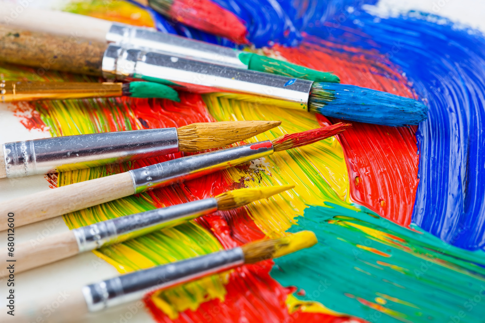 Obraz premium Paints and brushes