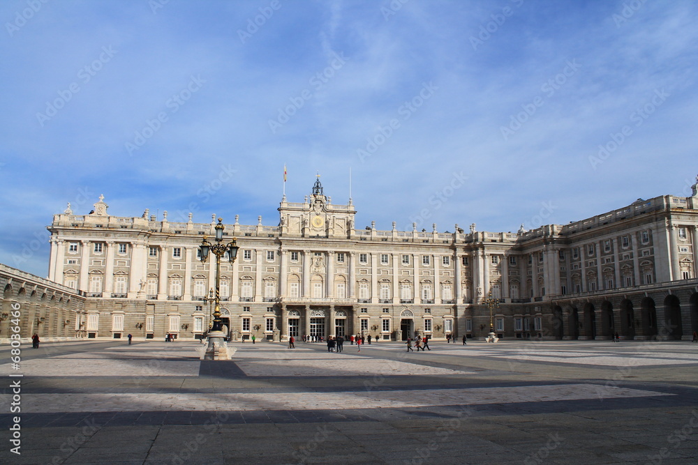 Palais Royal de Madrid, Espgane