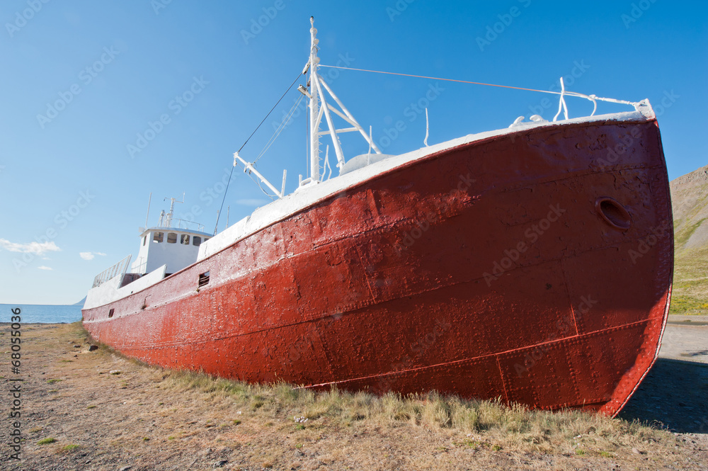 Ship wreck Ship wreck