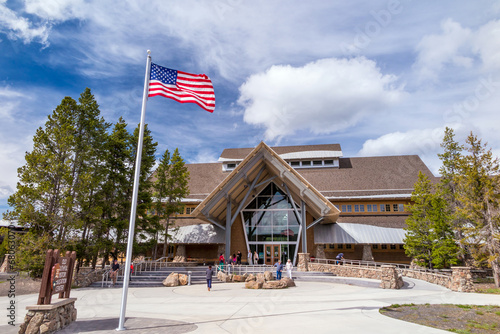 Photos Yellowstone National Park Old Faithful visitor center