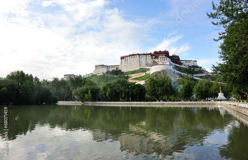 potala palace, tibet ,china  © lzf