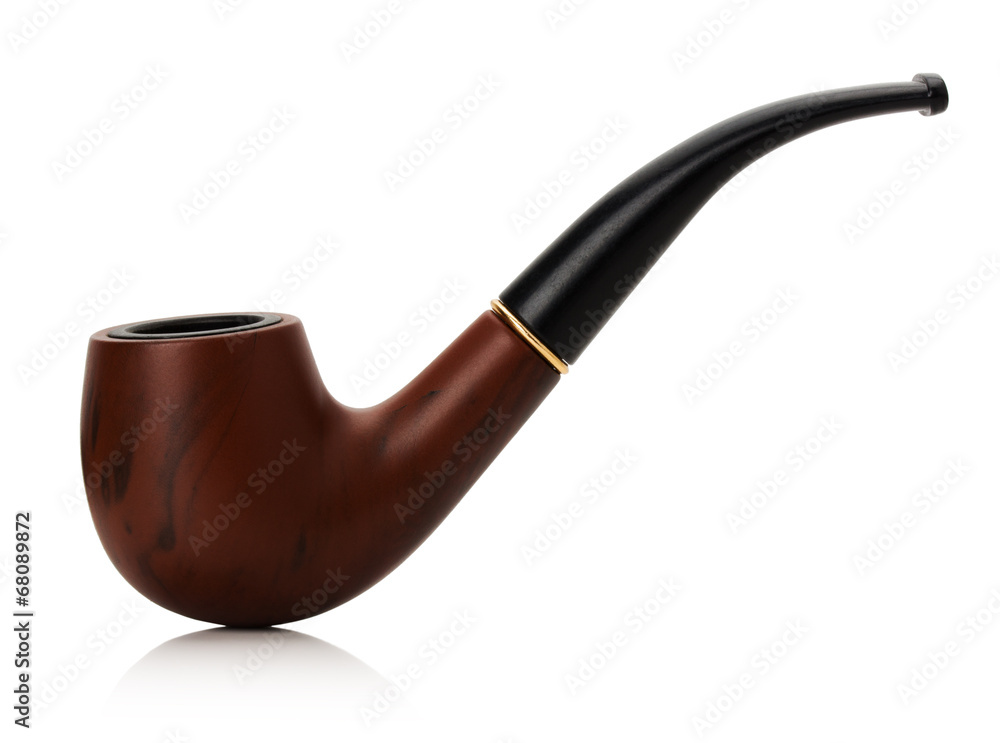 © Iurii Kachkovskyi - Tobacco pipe isolated on white background