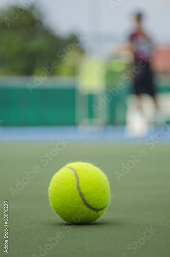 Tennis ball in court © diowcnx