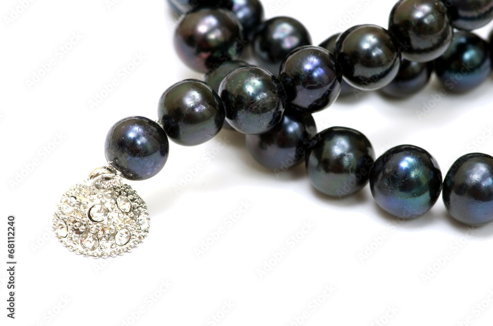 pearls pearls