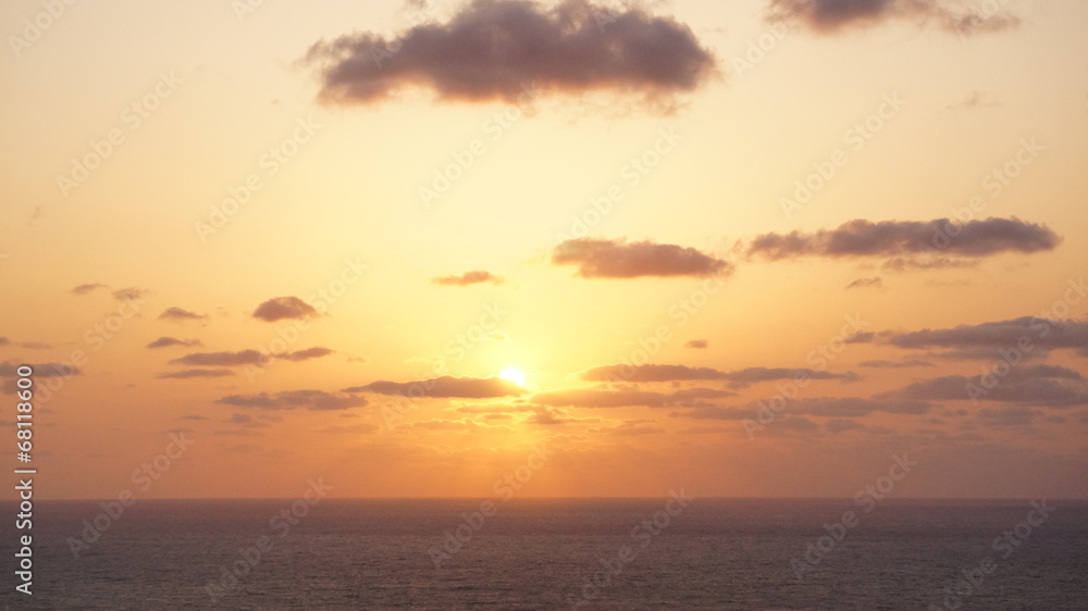 小笠原諸島 ウェザーステーションから見た夕日