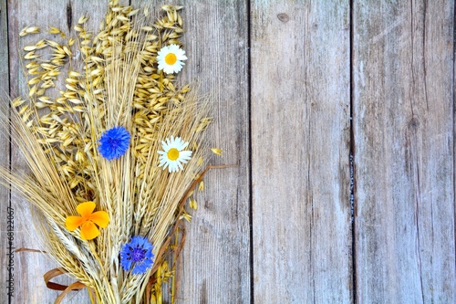 Rustikaler Hintergrund - Ge...