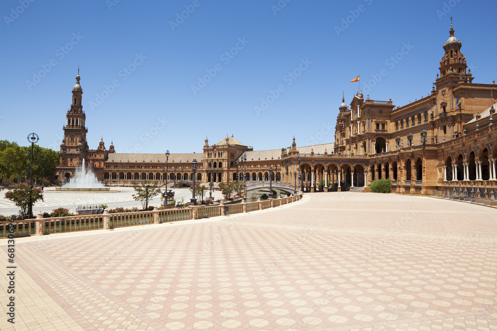 Inside Spain Square view