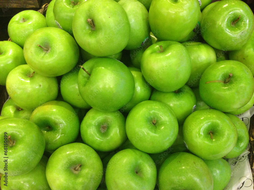 closed up the green apple in market closed up the green apple in market