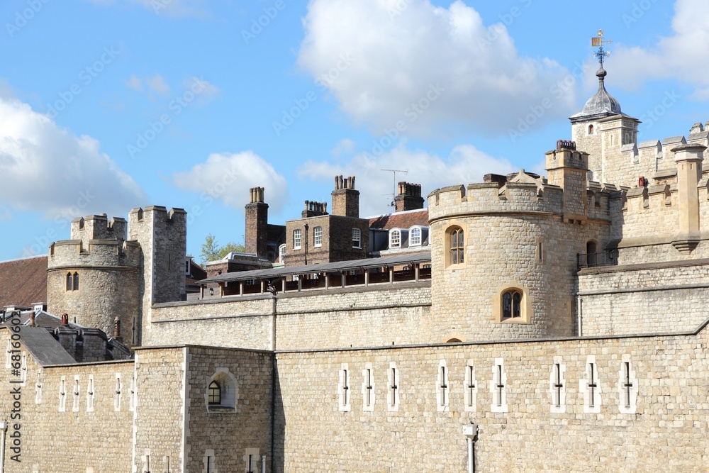 London, United Kingdom - the Tower - obrazy, fototapety, plakaty 