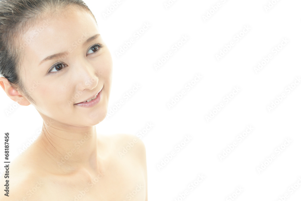 笑顔の美しい女性 笑顔の美しい女性