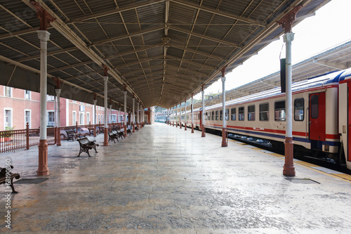 Fotografie train on Sirkeci railway station