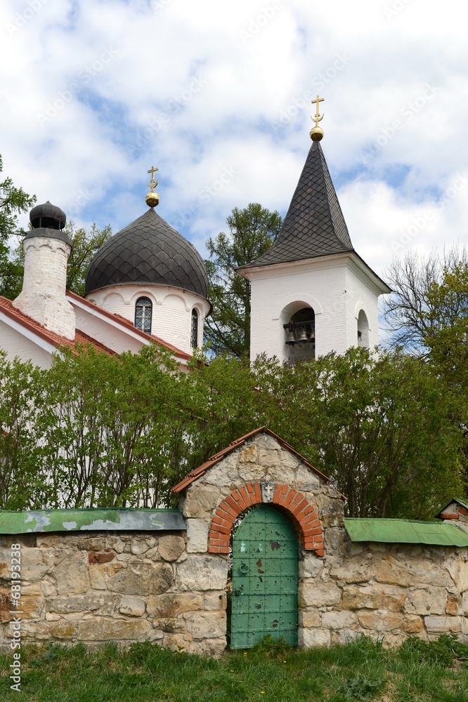 Trinity Church in the village Byokhovo