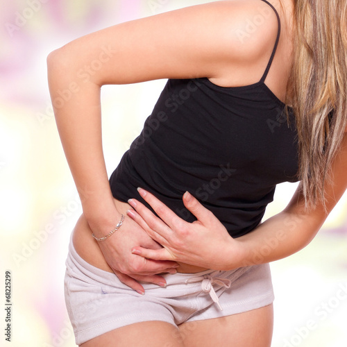 Wallpaper Mural junge Frau mit Seitenstechen Torontodigital.ca