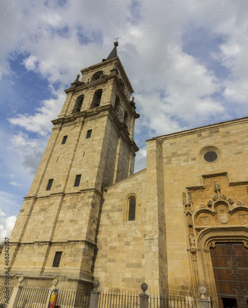 church Magistral de los Santos Justo y Pastor, Alcala de Henares