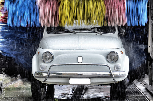 Lavaggio di auto d'epoca