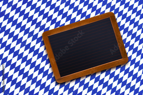 Schiefertafel auf Rautenmuster