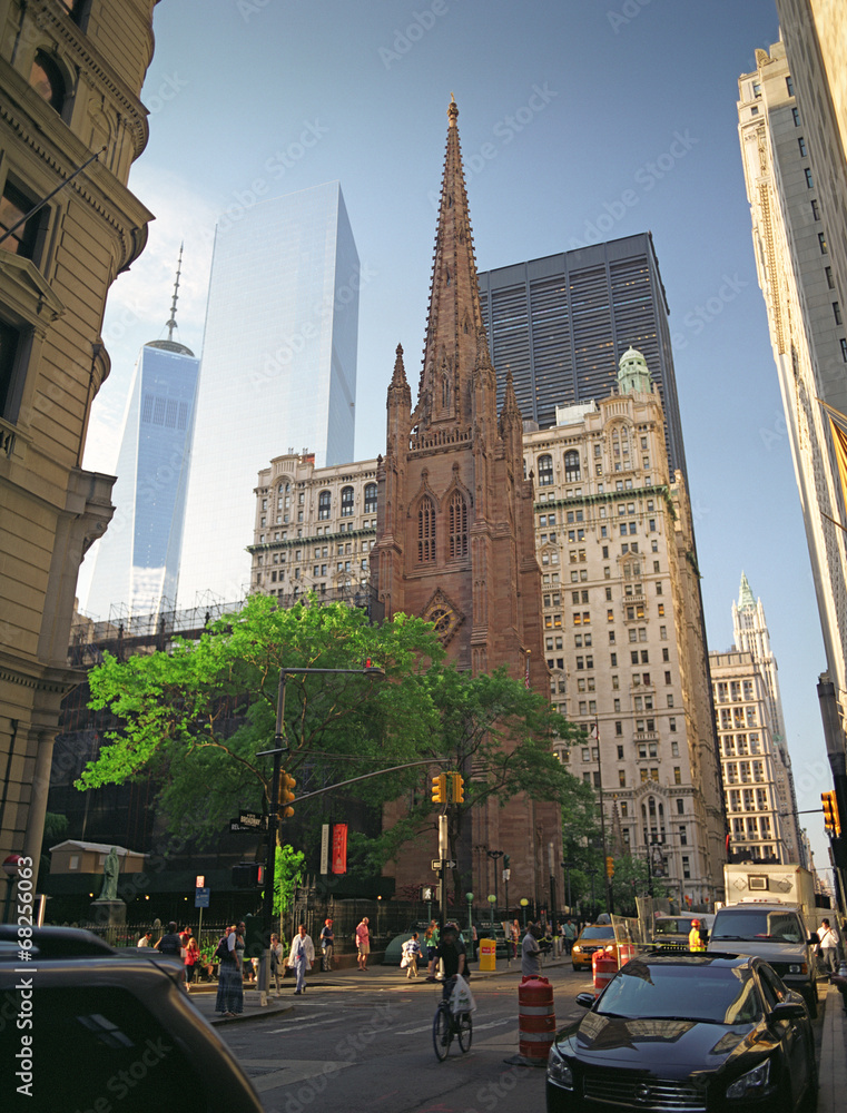 Fototapeta premium Trinity Church in Manhattan, New York City.