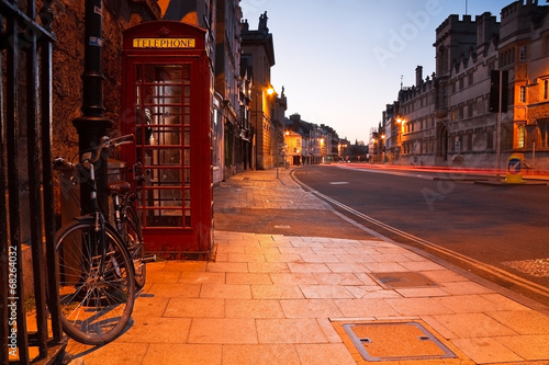 Photo City of Oxford early in the morning.