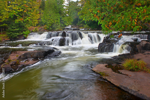 Fototapeta Naklejka Na Ścianę i Meble -  Bond Falls Waterfall in Michigan