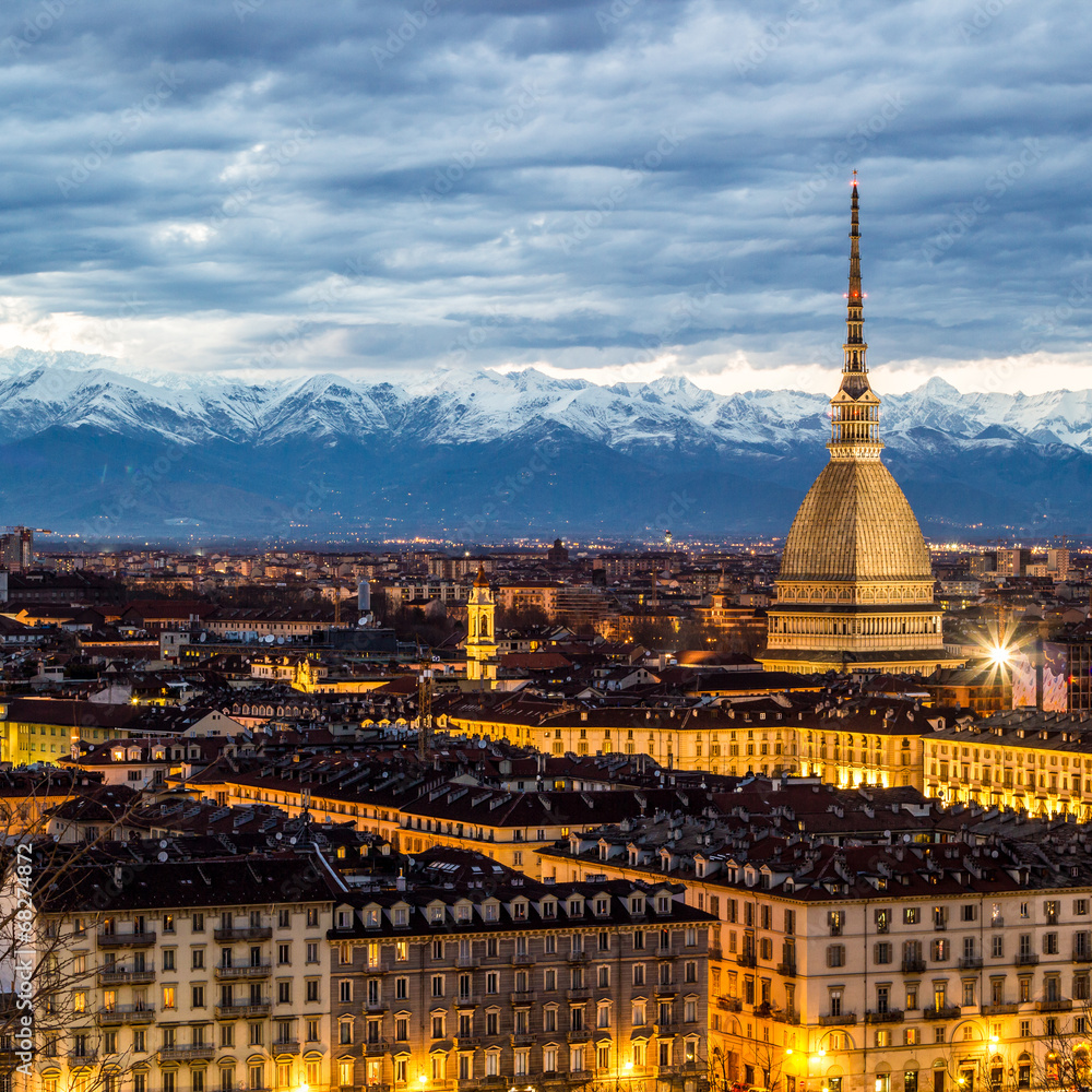 Torino al tramonto, Italia