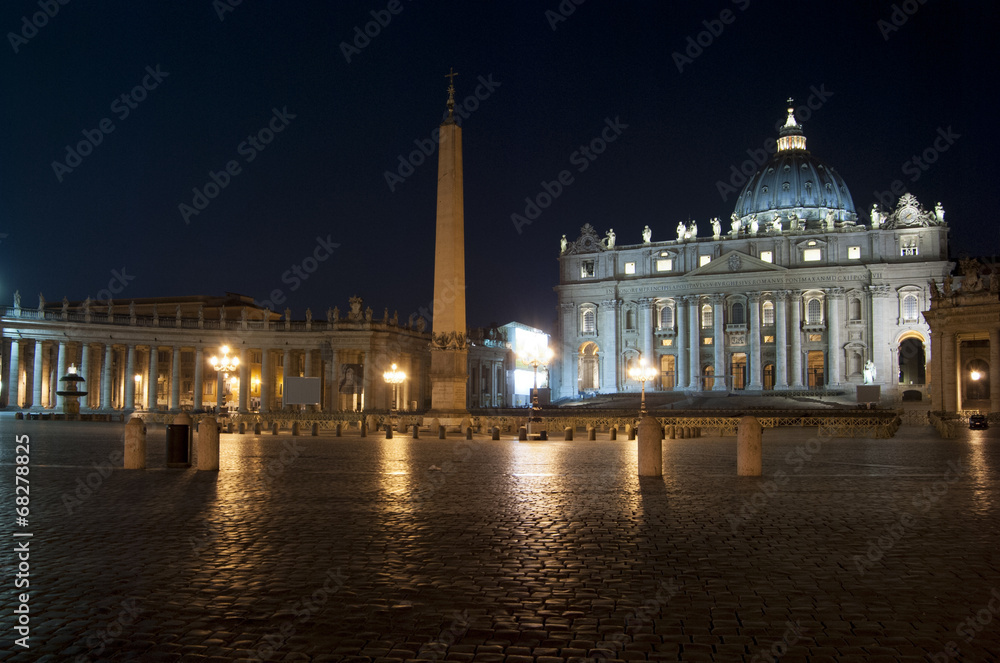 vaticano di notte