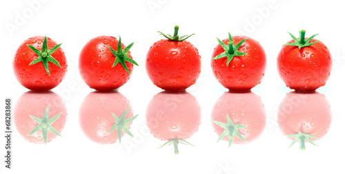 Tomaten in einer Reihe
