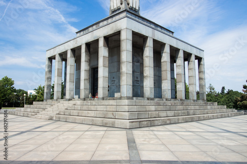 Canvas Print Bratislava Slavín memorial