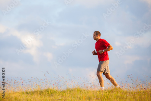 Running fitness man
