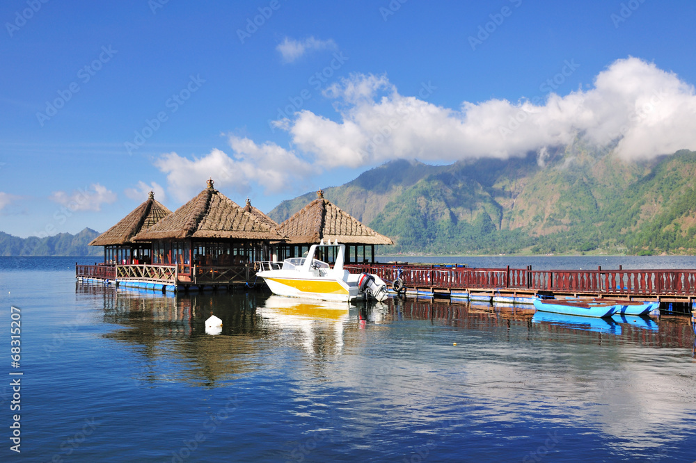 Obraz premium Bali resort at Lake batur Indonesia