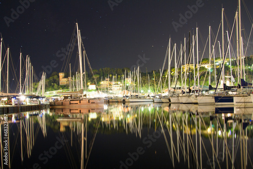 Wallpaper Mural sailboats in the seaport Torontodigital.ca