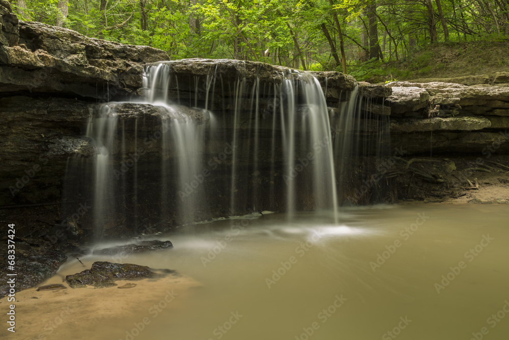 Obraz premium Stone Creek Waterfall