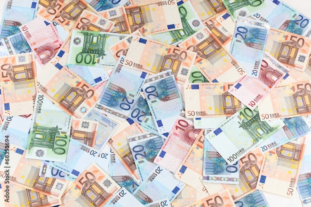 Twenty, fifty and one hundred Euro banknotes