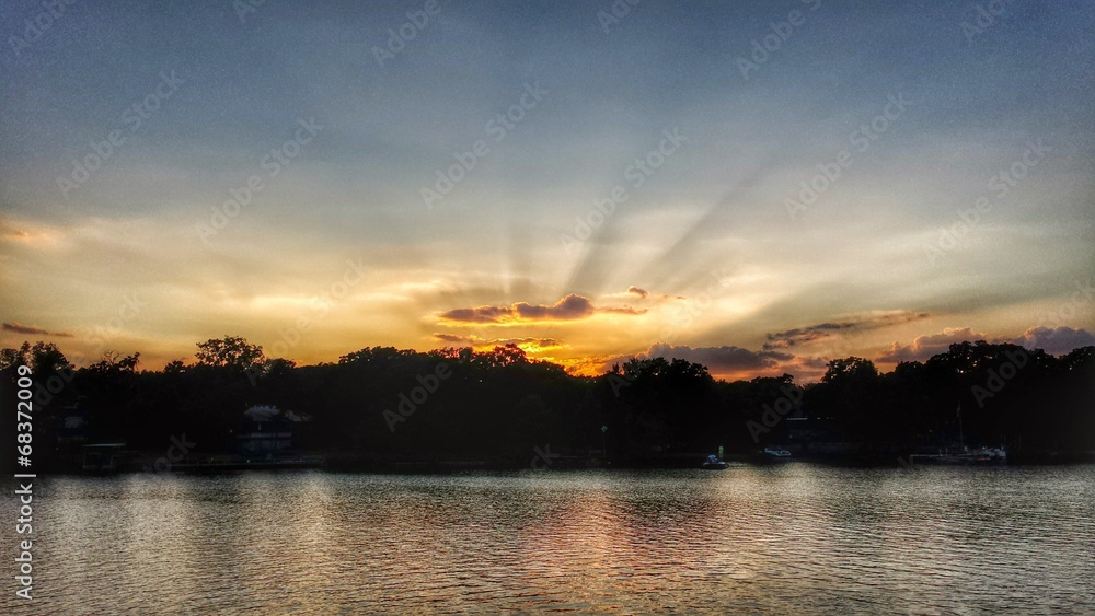 Fototapeta premium Alvarado Lake sunset July