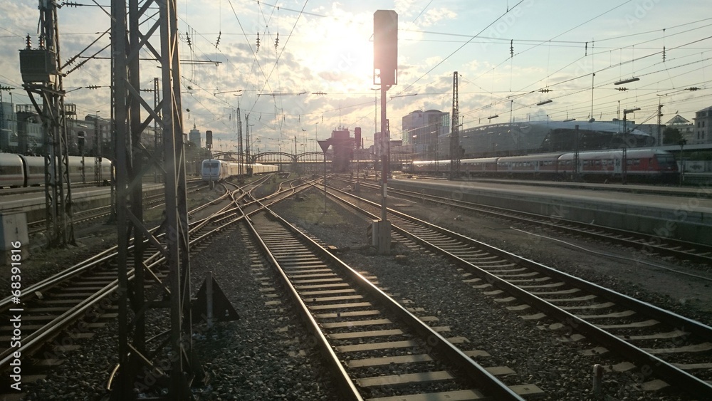 Naklejka premium Bahngleise Bahnhof